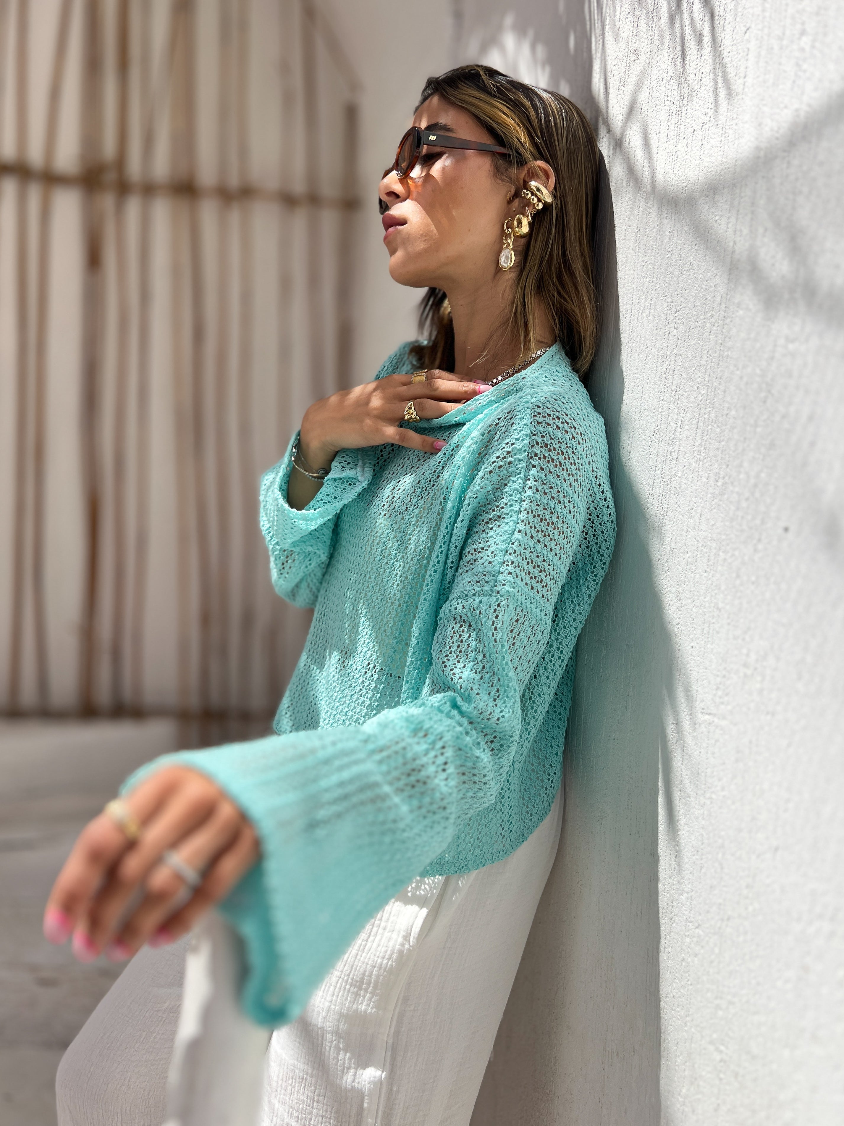 LACE TOP